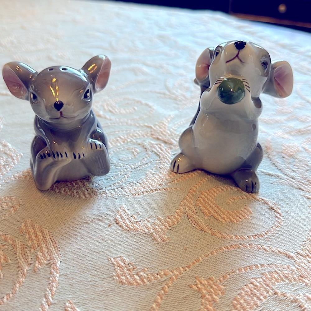 Darling Mice Salt and Pepper